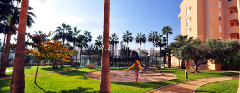 Apartment for sale in edif. Alborada Golf in the center of Albir