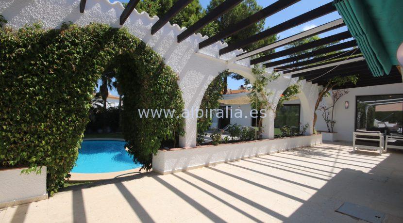 moderne villa for ferie utleie med privat basseng i Albir