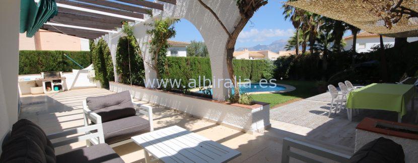 modern villa with private pool for holidays rent in Albir
