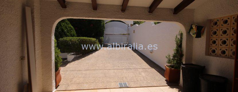 modern villa with private pool for holidays rent in Albir