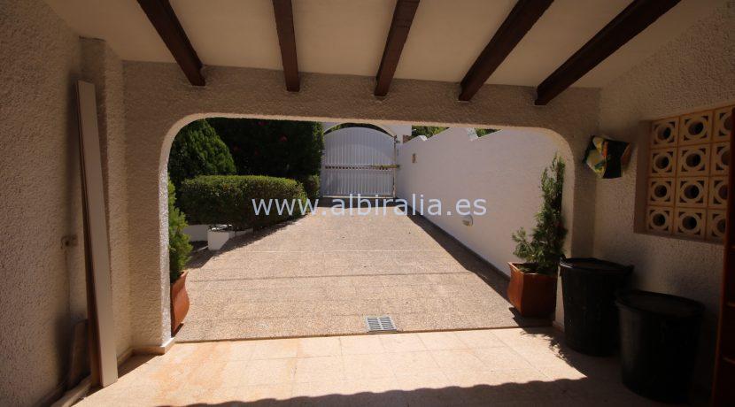 modern villa with private pool for holidays rent in Albir