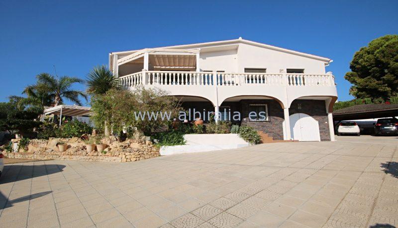 Property for sale at the prestige area in Costa Blanca north #albiralia