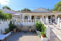 House for sale first line in Albir dream house