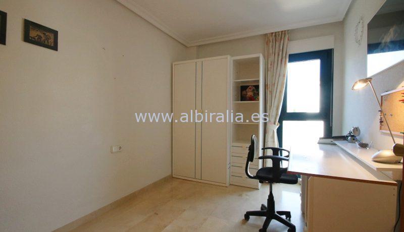 Apartment for sale with sea view in Albir
