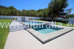 swimming pool in albir