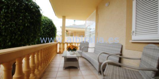 One floor villa of 128m2 for sale in Albir I V103