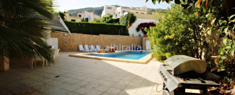albiralia alquiler apartamentos villa larga temporada