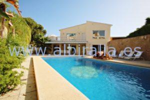 albiralia alquiler apartamentos villa larga temporada