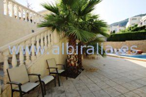 tommansbolig leie albir hage basseng