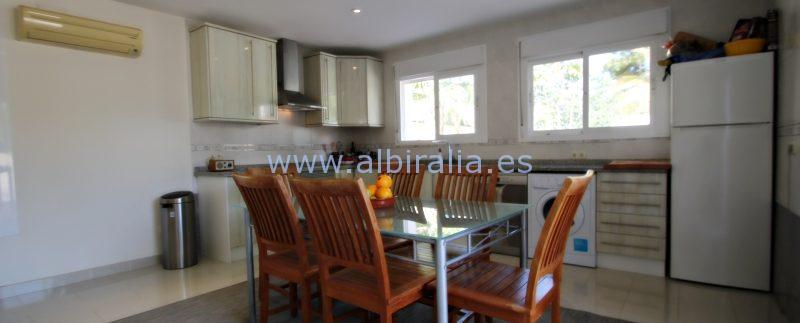 enebolig flott hage privat basseng albir