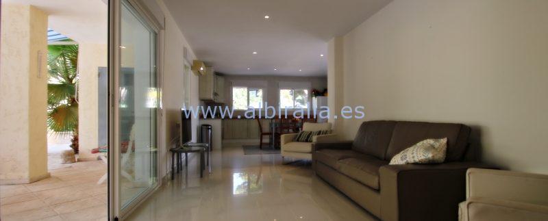 tommansbolig leie albir hage basseng