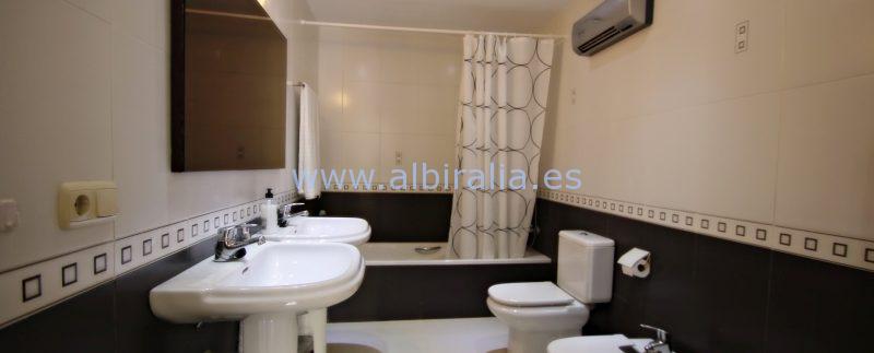 tommansbolig leie albir hage basseng