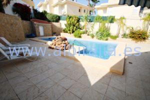 tommansbolig leie albir hage basseng