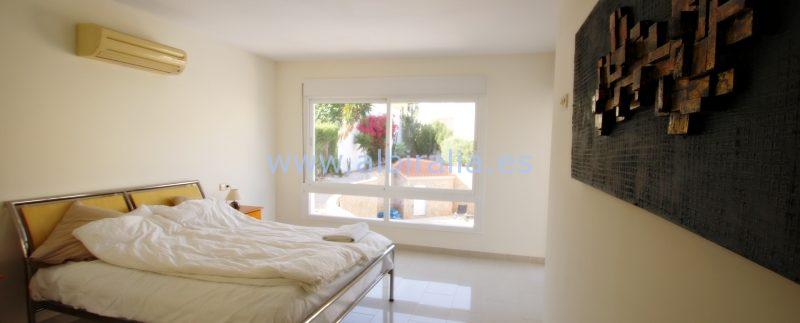 beautiful villa rent central albir swimming pool
