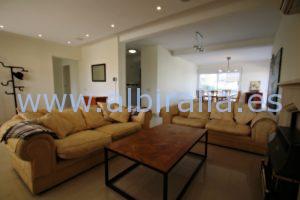 beautiful villa rent central albir swimming pool