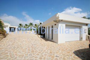 modern villa rent sea view swimming pool wifi