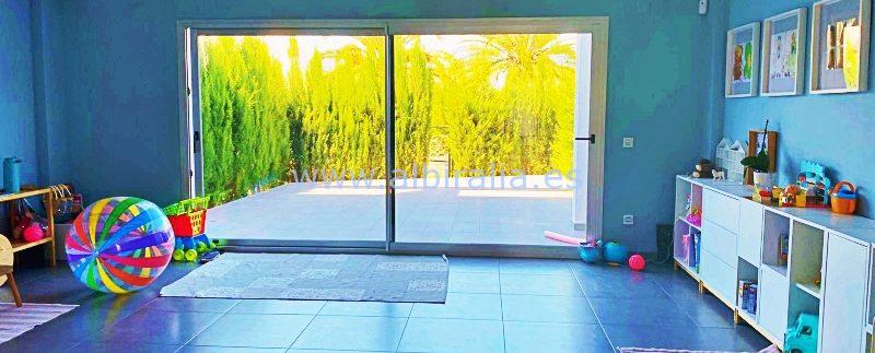 Villa norsk standart langtidsleie sentralt Albir havutsikt
