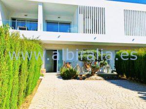 Villa norsk standart langtidsleie sentralt Albir havutsikt