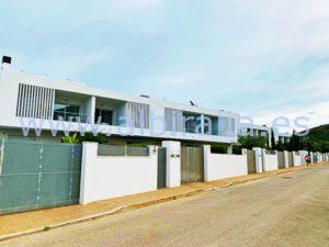 Villa norsk standart langtidsleie sentralt Albir havutsikt