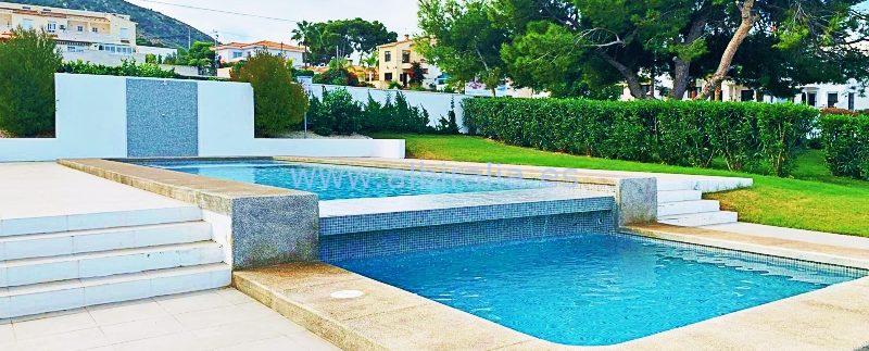 Villa norsk standart langtidsleie sentralt Albir havutsikt