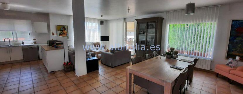 Living room and kitchen urb Belmonte Den Norske Skole Alfaz