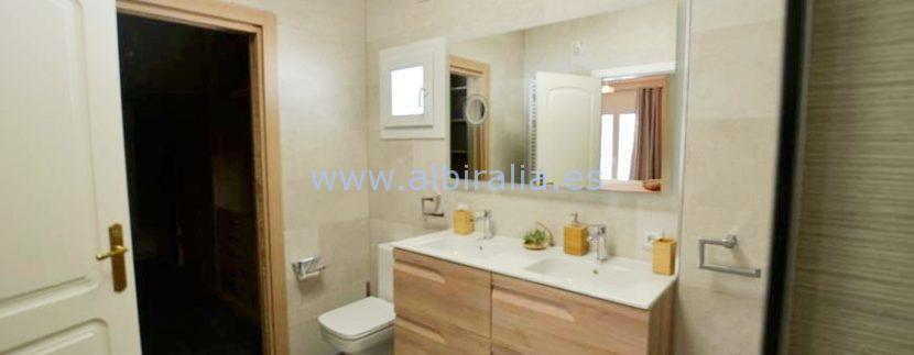villa with 3 bedrooms for long term rent in albir alfaz