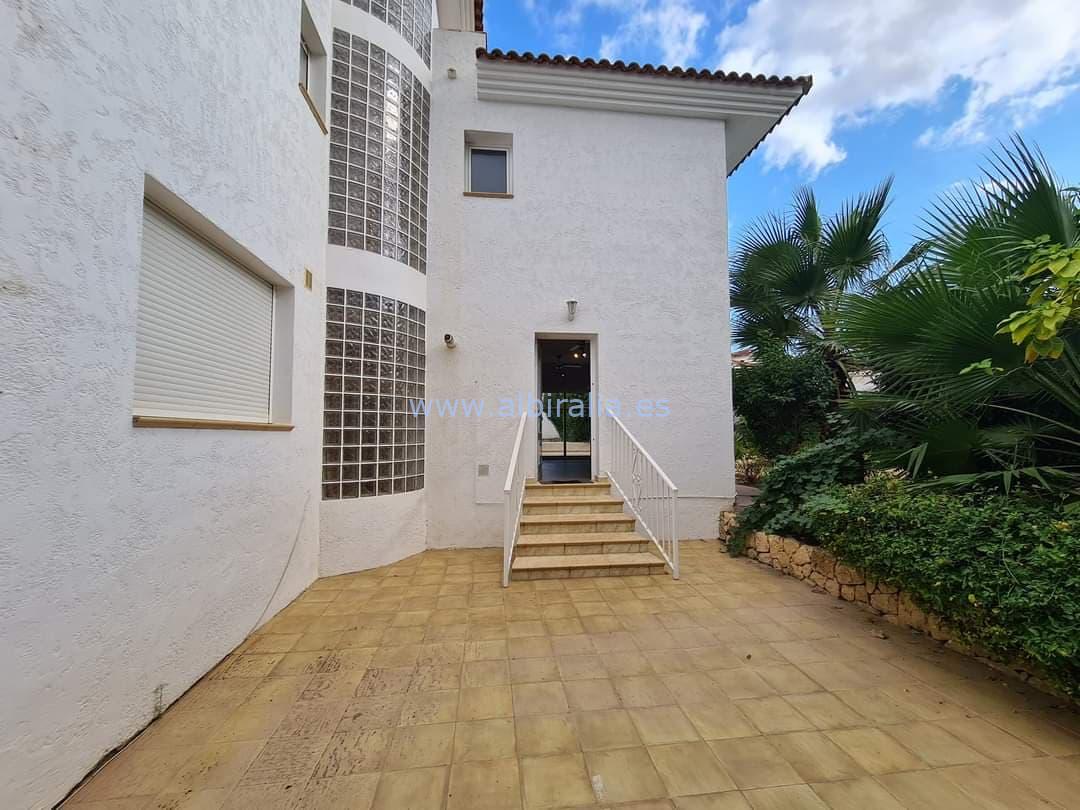 Spacious villa for sale in Foya Blanca – Alfaz del Pi I V312
