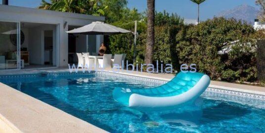 Beautiful Renovated Mediterranean House in Albir, Just 800m from the Center I V314