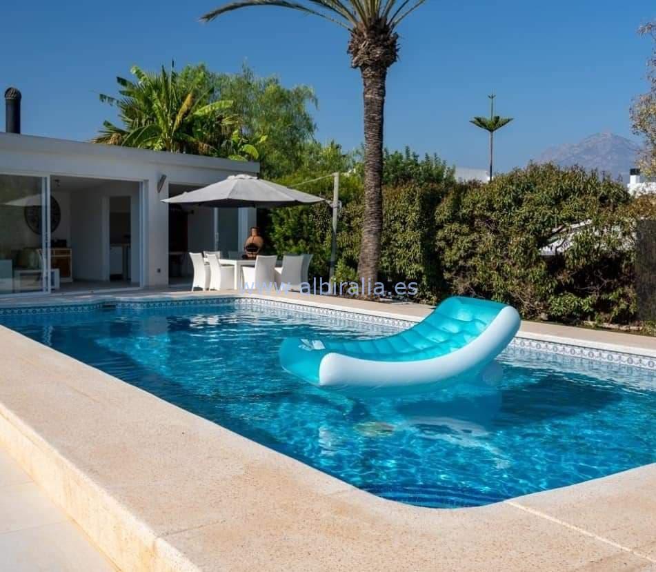 Beautiful Renovated Mediterranean House in Albir, Just 800m from the Center I V314