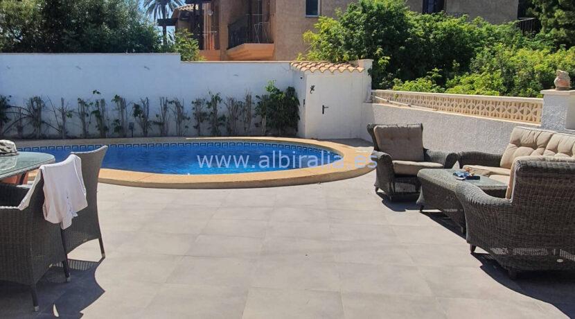 Stunning property for sale in primer location Albir