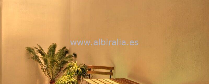 big property with swimming pool for rent in albir