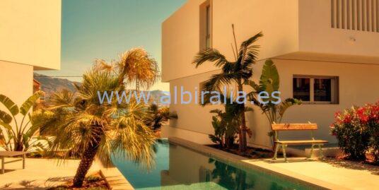 Modern detached house for long term rent in Albir I V320