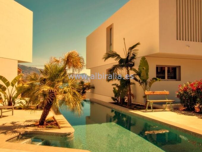 modern property with sea view long term rent
