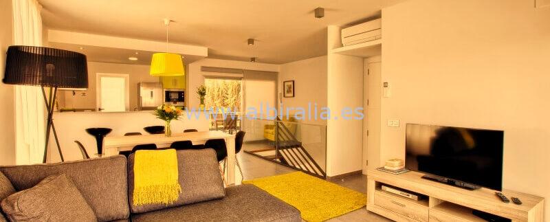 villa para alquilar con vista al mar y 4 dormitorios en el albir