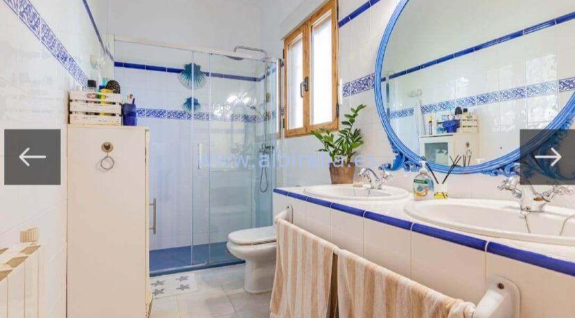 house with 4 bedrooms for sale in albir center