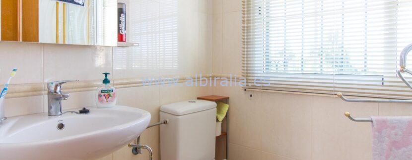 House with private swimming pool for sale in Albir at affordable price