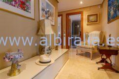 apartamento atico ultima planta con vista al mar se vende en el albir parque sierra helada