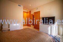 langtidsleie med 4 soveroms i albir alfaz alicante