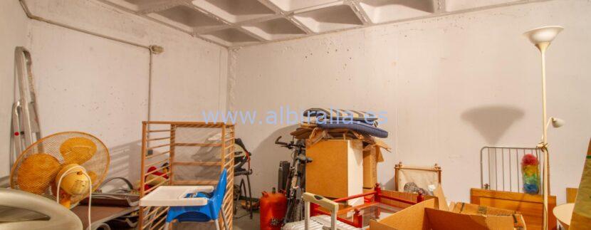 top floor apartment 4 bedrooms for sale in albir