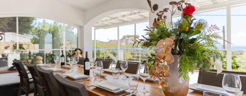 Villa with mountain and sea view for sale in Roses, Girona