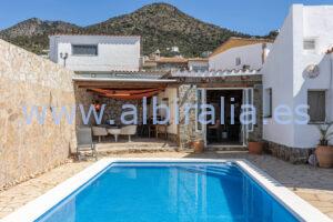 Hus med podcast soundprof musikk studio i Girona, Costa Brava