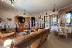 spacios villa with big bedrooms for sale near Albir area