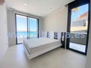Obra nueva 2023 con 4 dormitorios en venta