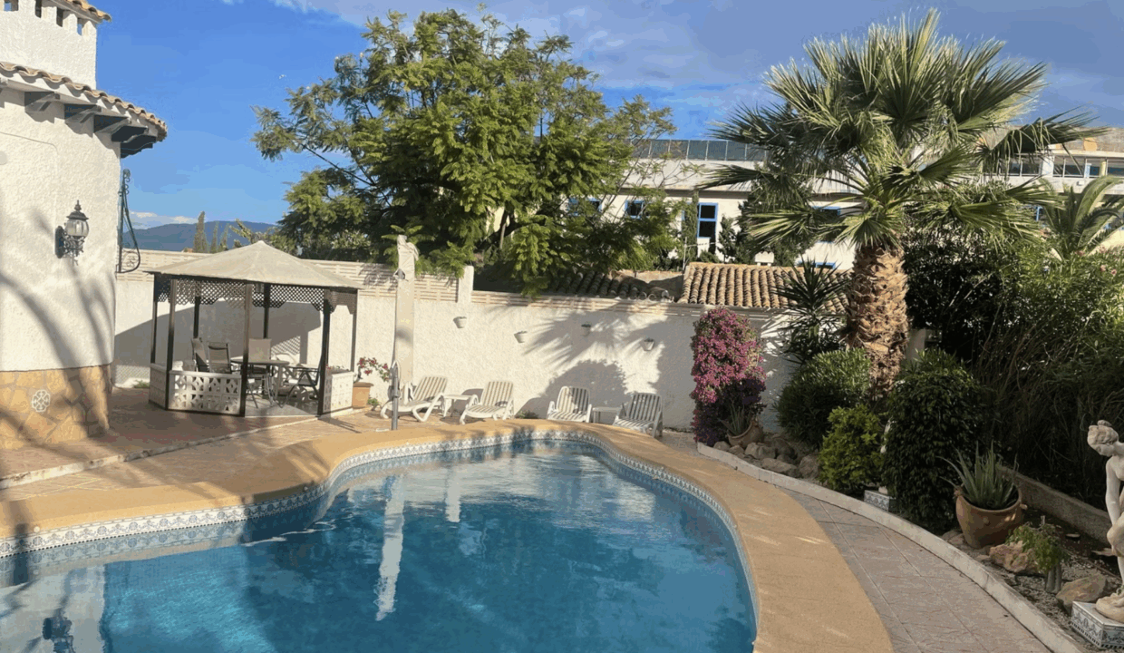 villa for rent in Albir