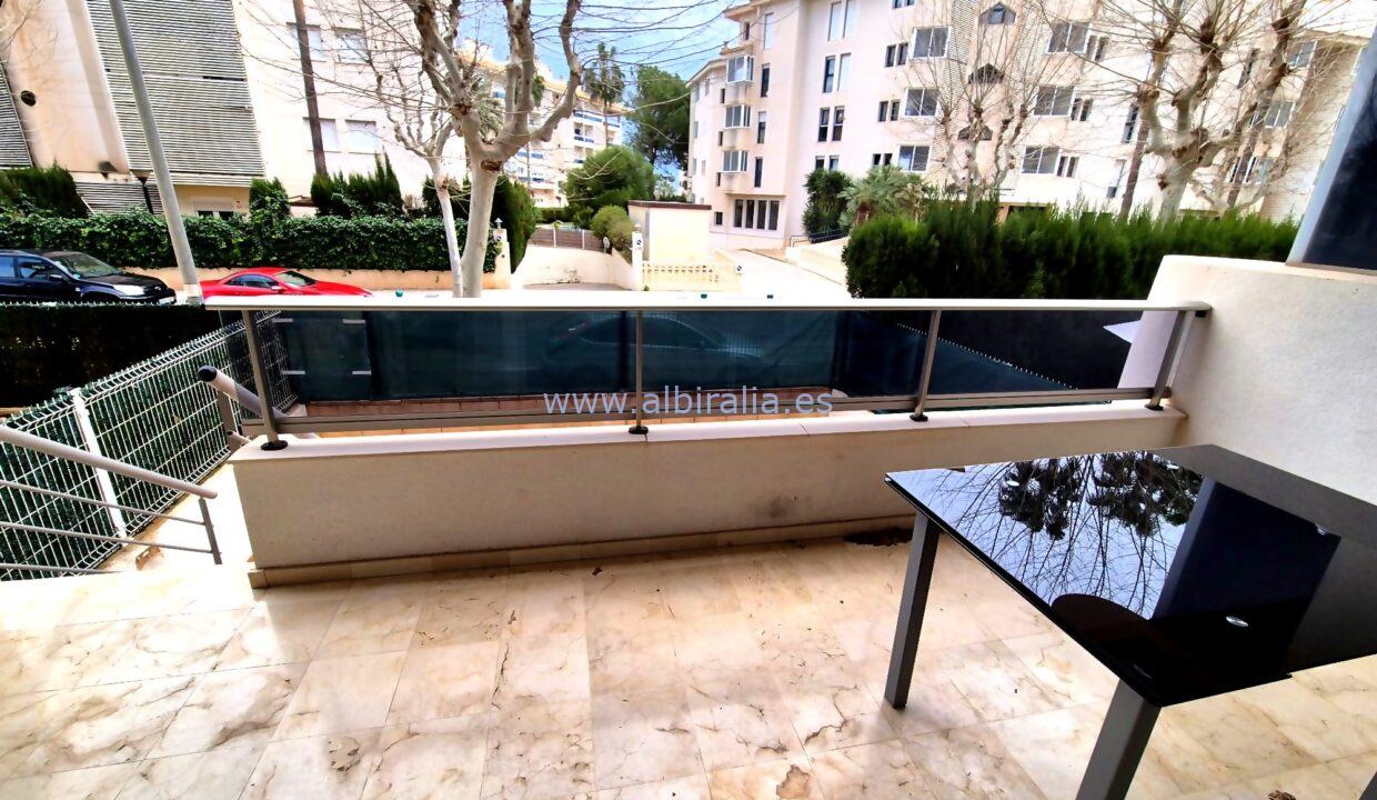 Leilighet med privat hage til langtids leie i Albir ved havet