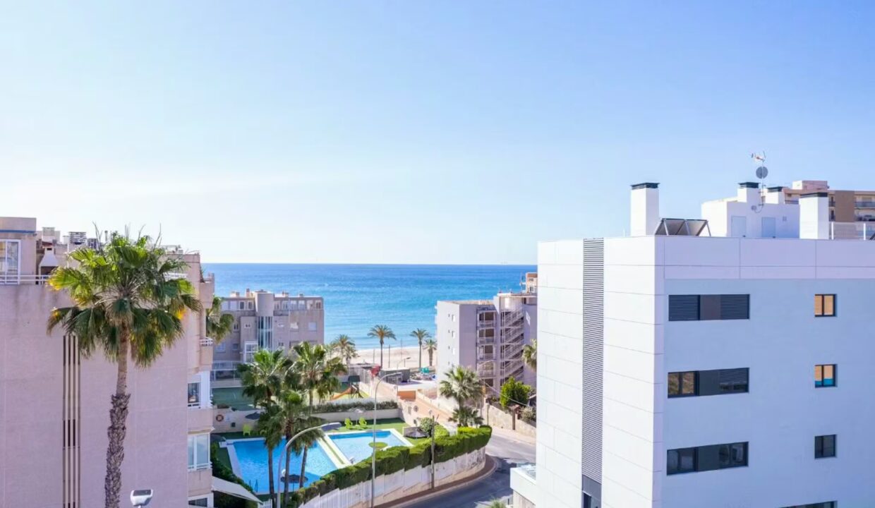apartamentos cerca de la playa ayudamos con hipoteca al 80%